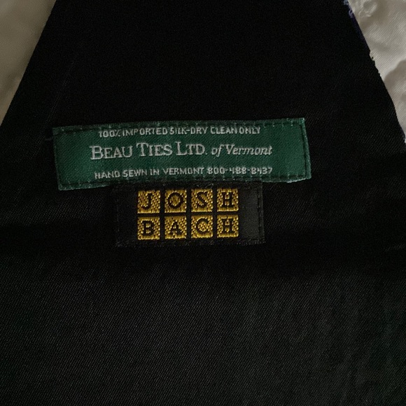 BEAU TIES LTD OF VERMONT Cummerbund in Navy Snowflake - Picture 3 of 4